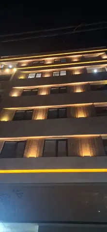 73 متر دو خوابه نوساز یک ساله
