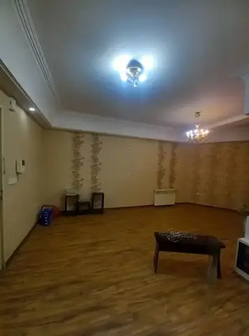 سرمایه گذاری مناسب جنب مترو نواب / 40 متر