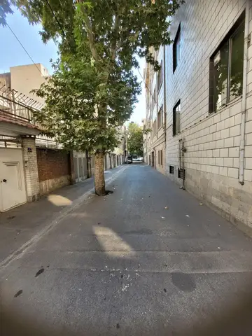 آپارتمان 50 متر 1 خواب با پارکینگ و انباری در طبقه 4