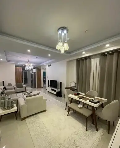 60 متر یک خواب نما تراورتن فول امکانات