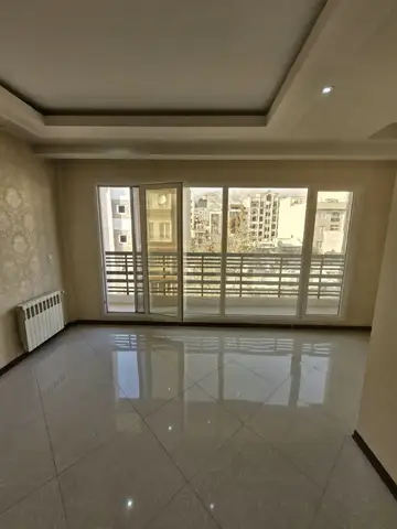 فروش آپارتمان 95 متری، 2 خوابه با پارکینگ در شهرک غرب