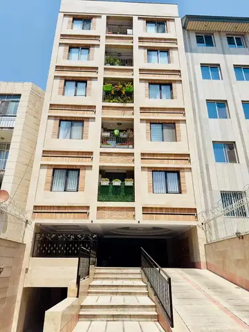 120متر 3خواب تکواحدی 4ساله فول امکانات / فلکه اول