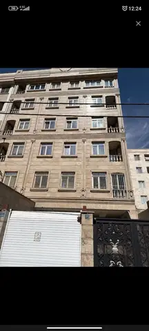 دو خواب 75 متری طبقه 3 با پارکینگ و انباری