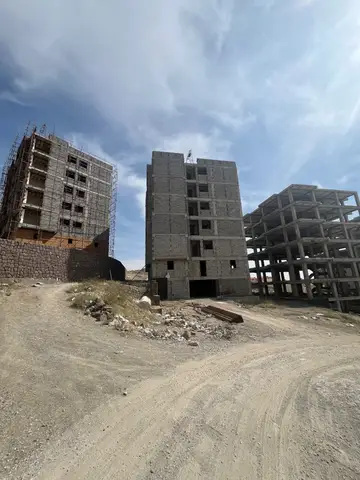 پردیس؛ آپارتمان 110 متری با پارکینگ، انباری و دو بالکن
