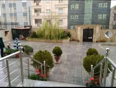 آپارتمان 130 متری بازسازی شده با پارکینگ اختصاصی در طبقه 2