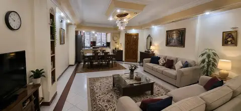 واحد 79 متری دوبخواب طبقه سوم با پارکینگ و آسانسور