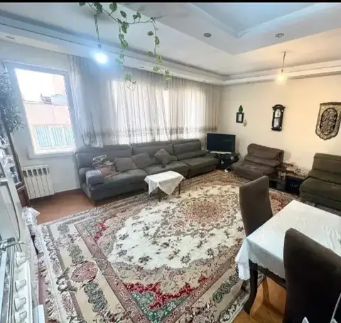 53 متر / جی / سالن پرده خور / فول امکانات