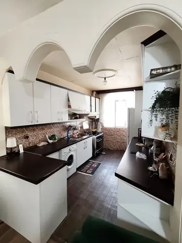 74 متری دو خواب اسکندری بالای سپه؛ تک واحدی طبقه سوم